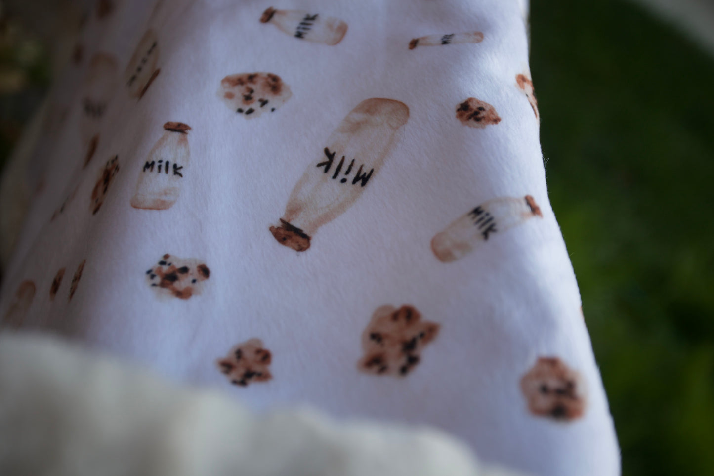 Milk & Cookies Throw